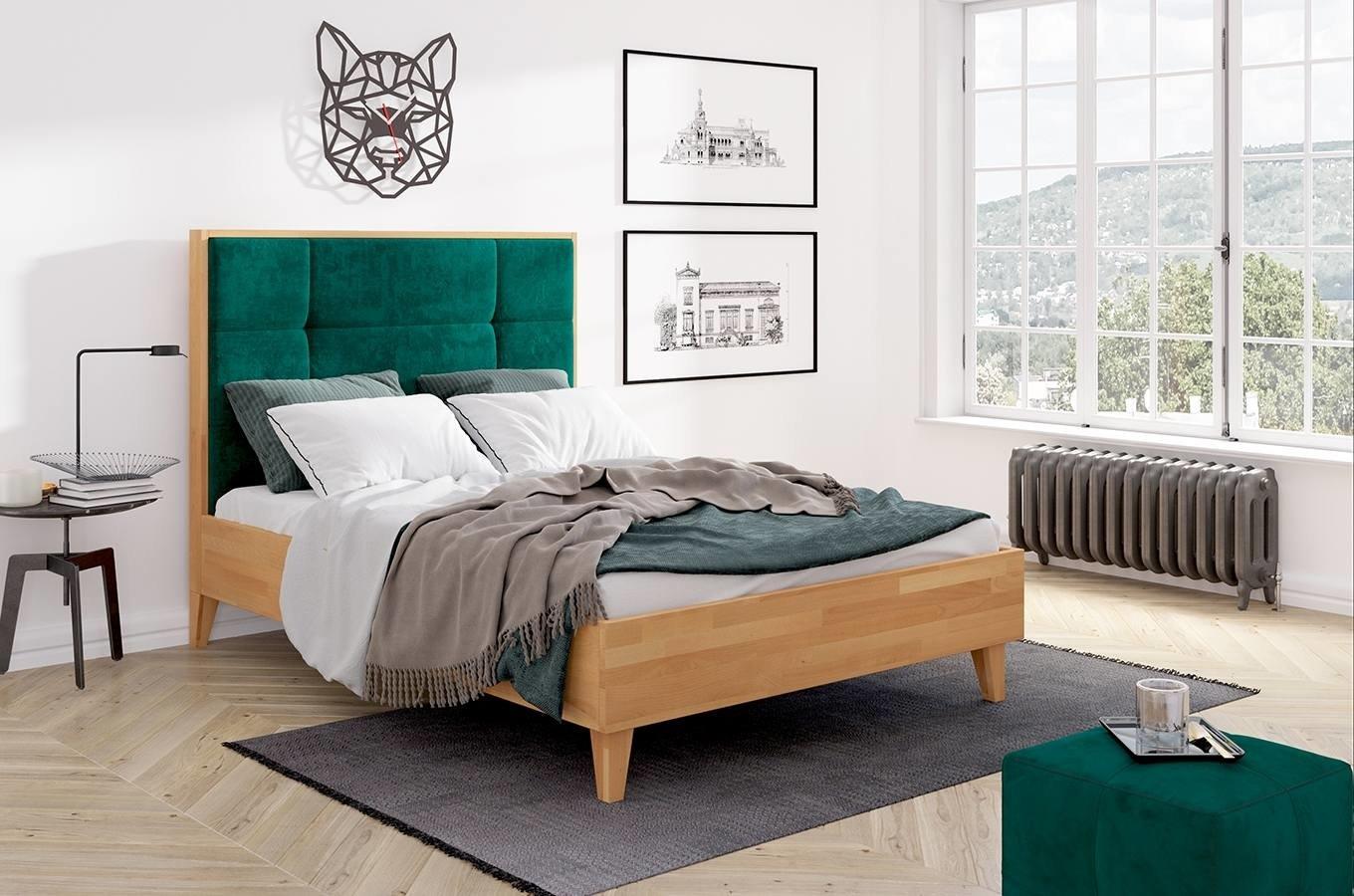 Tapicerowane łóżko drewniane bukowe Visby FRIDA z wysokim zagłówkiem / 120x200 cm, kolor orzech, zagłówek French Velvet 658